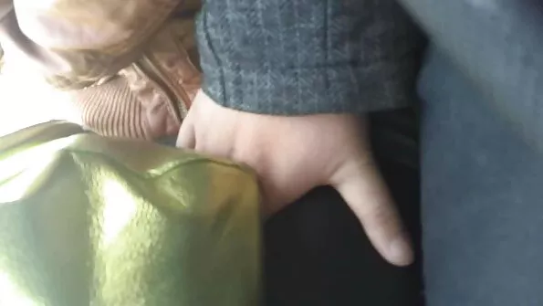Rusų vaikinas pakliuvom į blondinę tarnaitę.