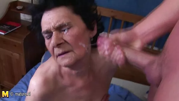 Taigi aš esu prieš kraujomaišą, bet jei sesuo graži, gali dulkintis.
